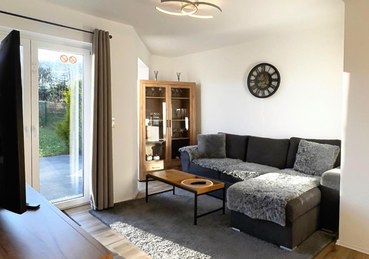 Greenhouse Living Apartment Nivis Mit Garten - 4 Minuten Nach Winterberg - Wandern, Mountainbike Fahren - Natur Geniessen Medebach Buitenkant foto