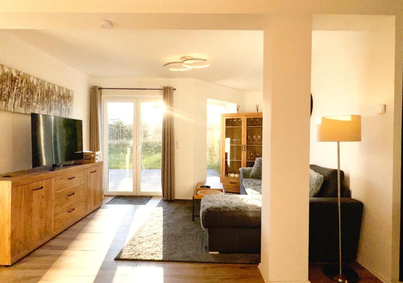 Greenhouse Living Apartment Nivis Mit Garten - 4 Minuten Nach Winterberg - Wandern, Mountainbike Fahren - Natur Geniessen Medebach Buitenkant foto